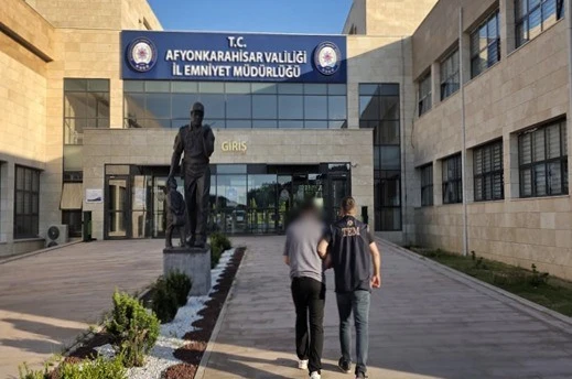 FETÖ’den hapis cezasıyla aranan şahsı polis yakaladı 
