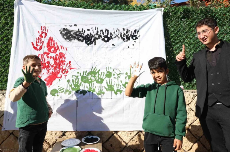 "Filistin için sen de iz bırak" etkinliği