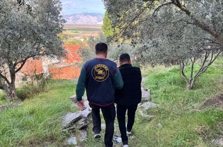 Firari şahıs ormanlık arazide saklanırken yakalandı 