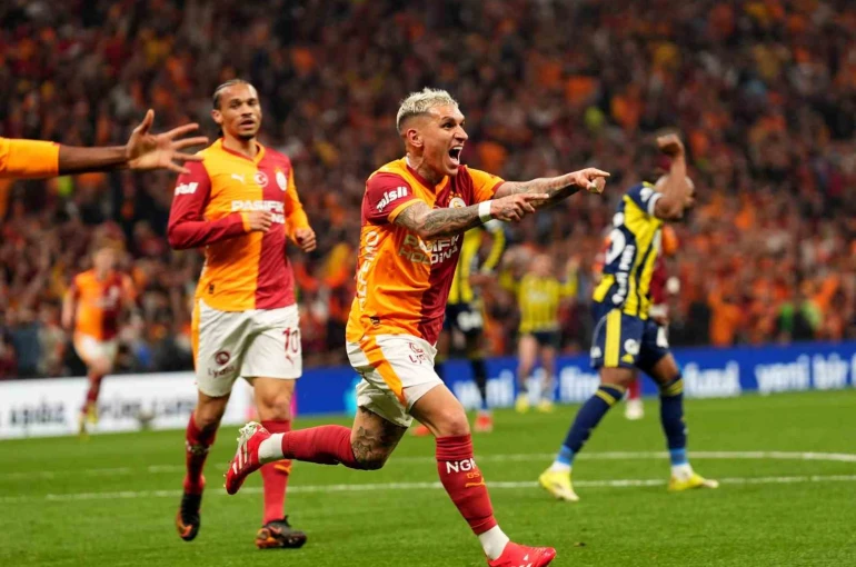 Galatasaray bu sezon ilk kez Fenerbahçe’yi yendi 