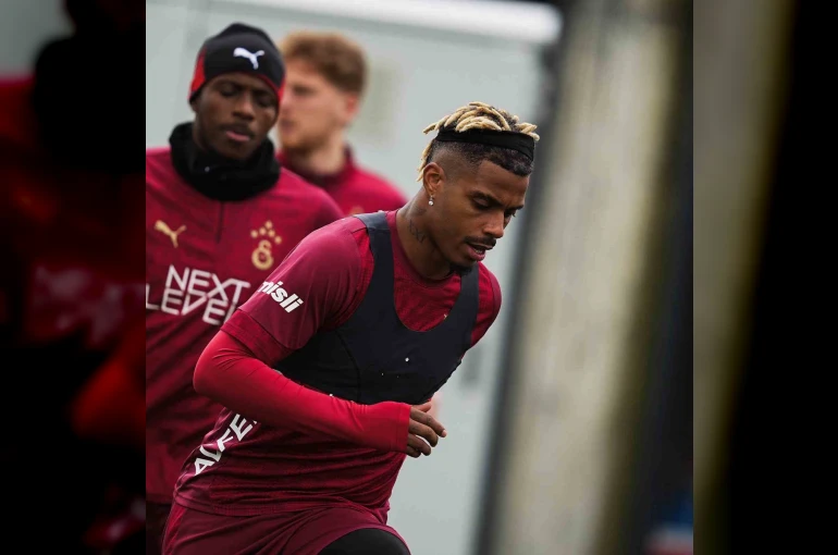 Galatasaray, Fenerbahçe maçı hazırlıklarına başladı 