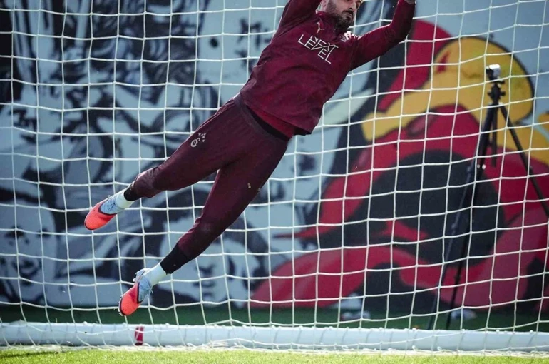 Galatasaray, Gençlerbirliği maçı hazırlıklarına devam etti 