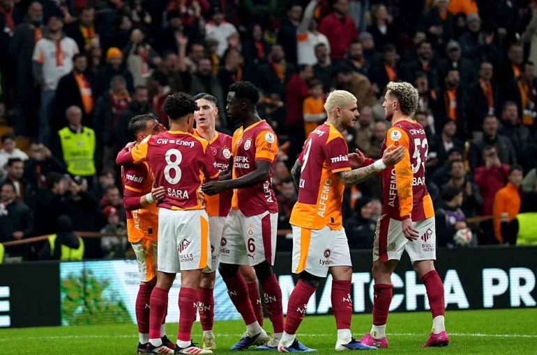 Galatasaray ligde iç sahadaki yenilmezliğini 27 maça çıkardı 