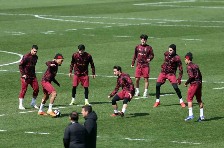 Galatasaray, Liverpool maçı hazırlıklarını tamamladı 