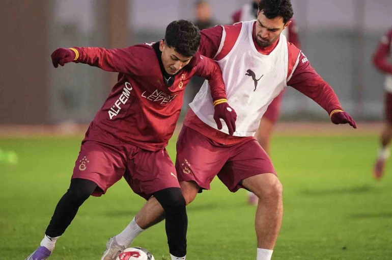 Galatasaray, Trabzonspor maçı hazırlıklarını sürdürdü 