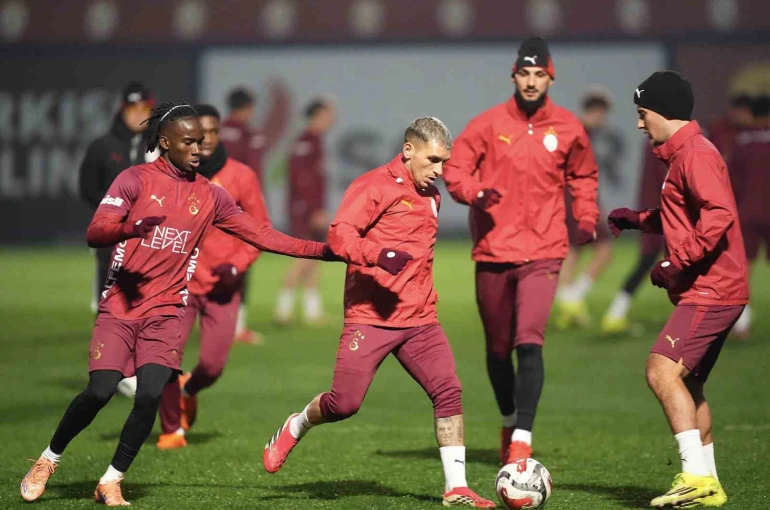 Galatasaray’da Trabzonspor maçı hazırlıkları başladı 