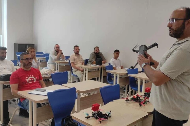 Gazeteciler Gökyüzüne Çıkıyor