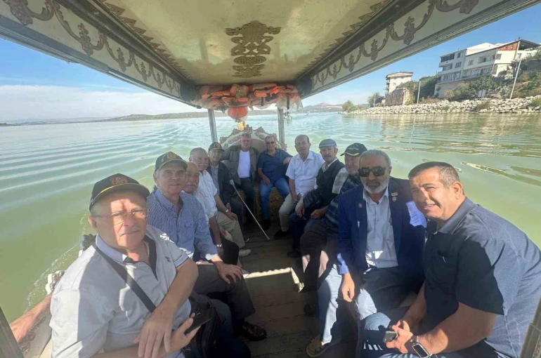 Gazi ve şehit yakınları, Gölyazı’ya hayran kaldı 