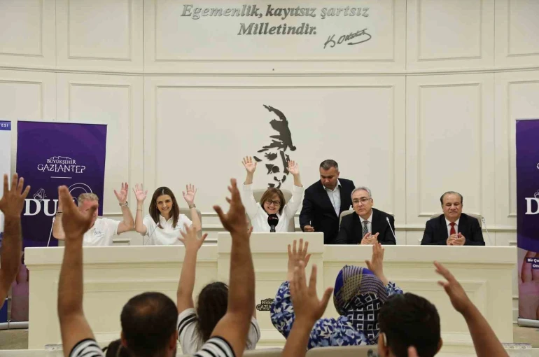 Gaziantep Büyükşehir’den deprem bölgesindeki işitme kayıplı çocuklara umut olan proje