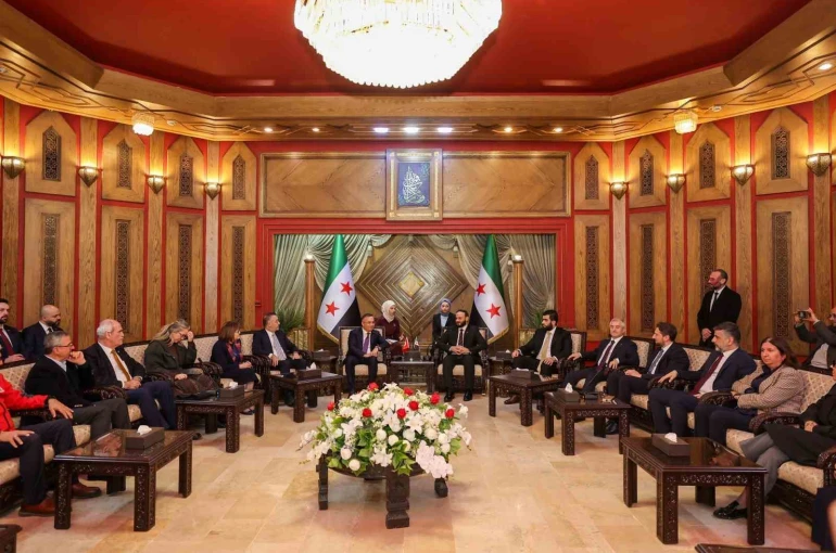 Gaziantep Büyükşehir’den Halep’e yeşil alan ve ulaşım desteği 