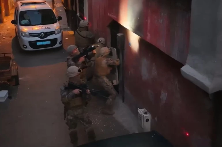 Gaziantep merkezli dev narkotik operasyonunda 416 şüpheli tutuklandı