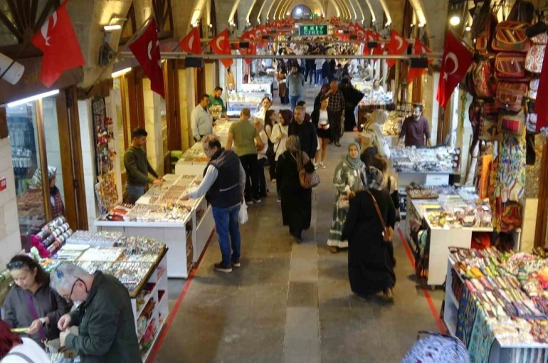 Gaziantep’in tarihi mekanlarında adım atacak yer kalmadı 