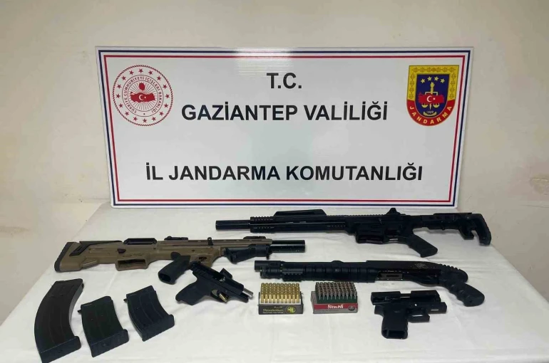 Gaziantep’te 23 adet ruhsatsız silah ele geçirildi: 19 gözaltı 