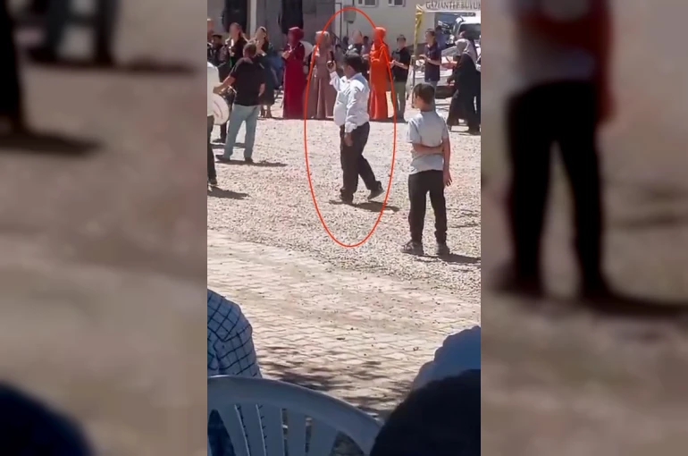 Gaziantep’te düğünde havaya ateş açan mahalle muhtarı tepki topladı 