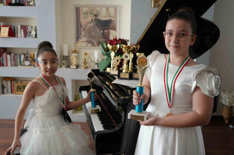 Gaziantep’te minik piyanistler dünya şampiyonu oldu 
