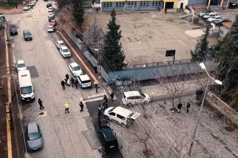 Gaziantep’te okul çevrelerinde huzur-güven uygulaması 