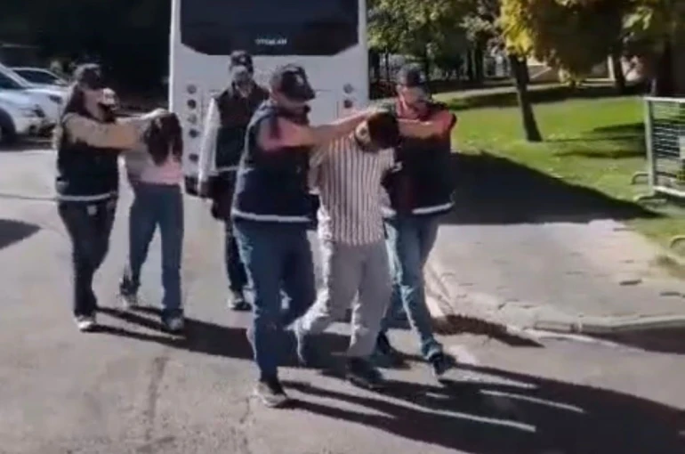 Gaziantep’te parktaki kasklı cinayette 2 şahıs tutuklandı 