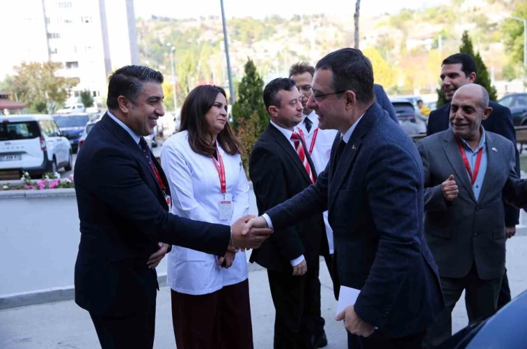 Gebe okullarında ağız ve diş sağlığı eğitimi 81 ilde yaygınlaşıyor 