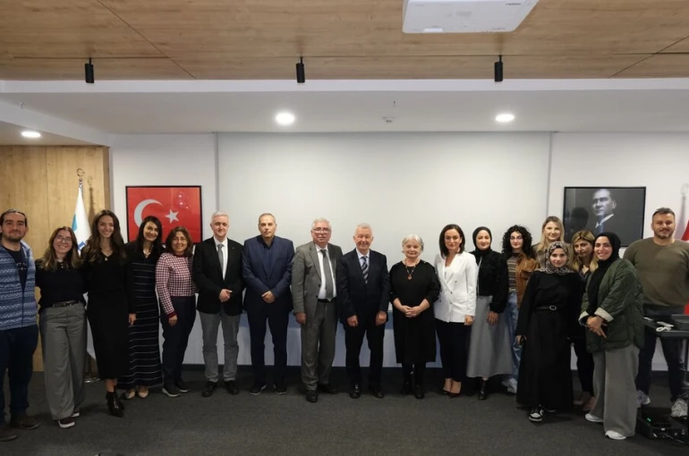 Gebelikte yüksek şeker, çocukta diyabet ve obezite riskini artırıyor 