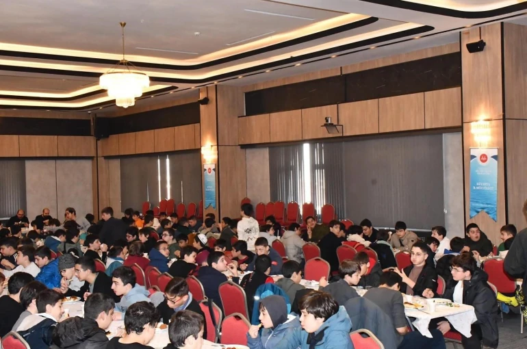 Gediz Murat Dağı’nda gençlik buluşması