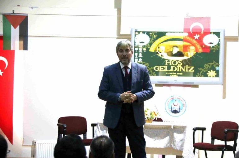 Gediz’de Gazze için Hayır Çarşısı kuruldu 