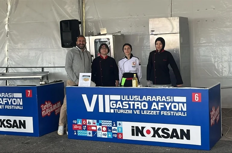 Gedizli öğrencilerden uluslararası festivalde büyük başarı: 4 madalya kazandılar 