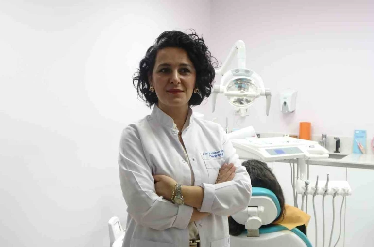 Geleceğin diş hekimleri yapay zeka destekli eğitimle yetişiyor 