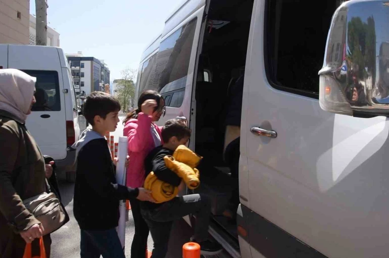 Genç araştırmacılara tarih yolculuğunda belediyeden destek 