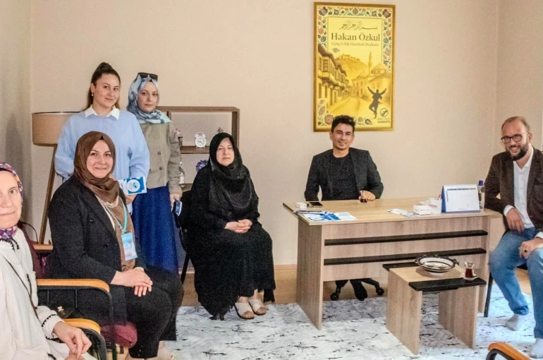 Genç İyilik Derneği, Kütahya’yı "81 Şehir 81 STK" Fuarı’nda 
