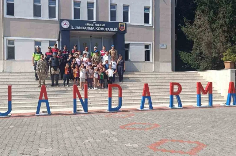 Genç ofis öğrencileri jandarmayı yakından tanıdı 