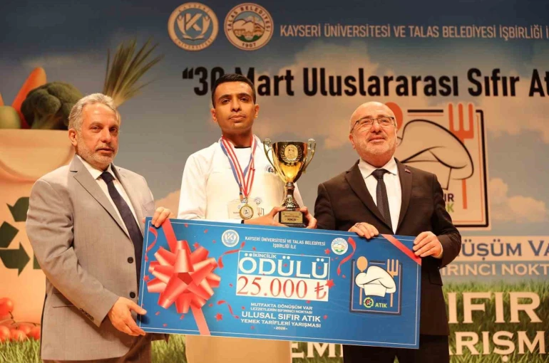 Genç şef adayları ödüllerini aldı 
