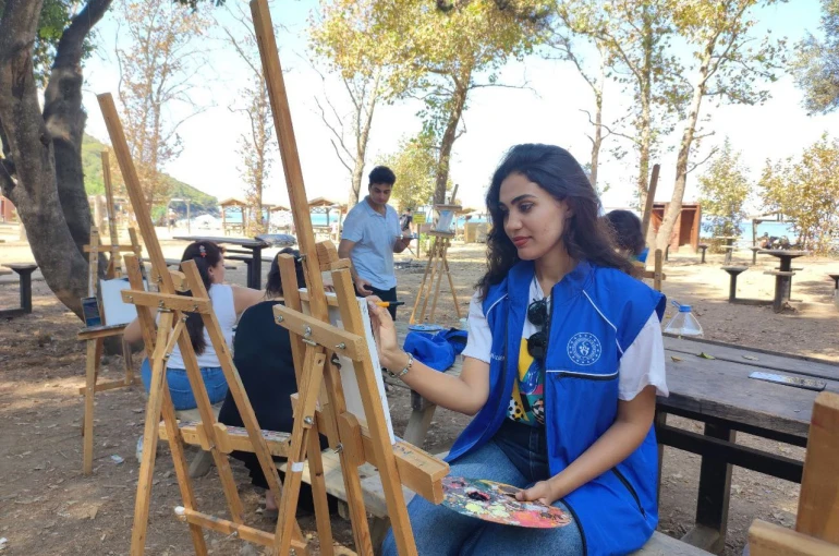 Gençler Milli Park’ta sanatla buluştu 