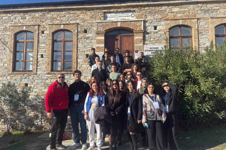 Gençler Söke’de tarih ve doğayla buluştu 