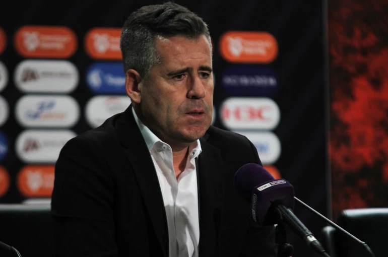 Gençlerbirliği hocası oyunun sürekli durmasından tepkili!