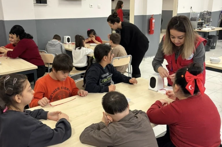 Gençlik ve Spor İl Müdürlüğü’nden otizmli çocuklara anlamlı ziyaret