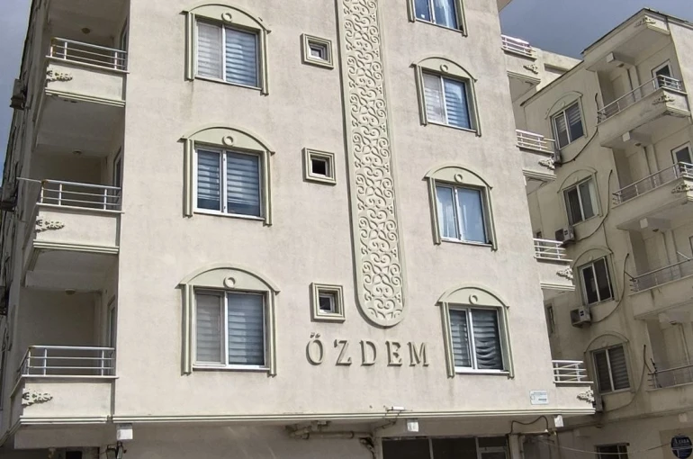 Gercüş’te genç öğretmen evinde ölü bulundu 