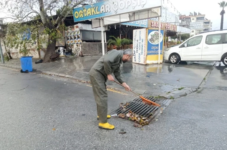 Germencik Belediye Başkanı Zencirci: "Her şartta görevimizin başındayız" 