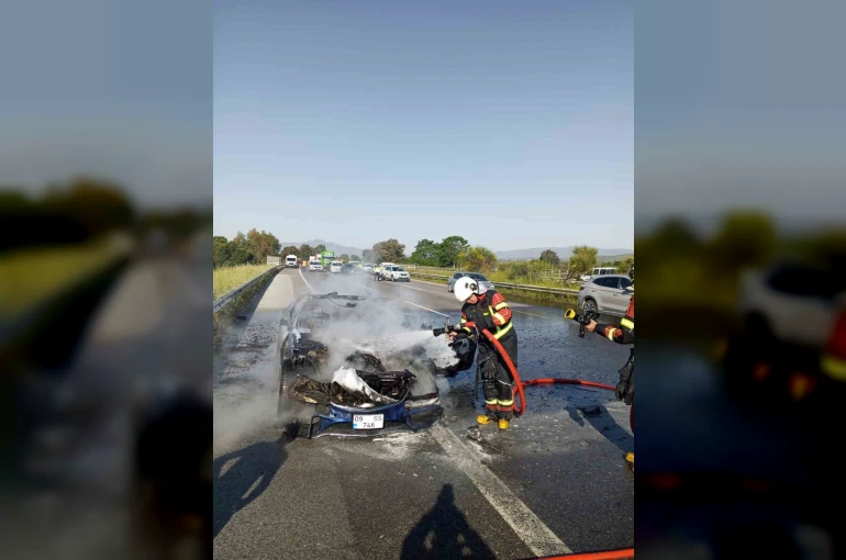 Germencik’te araç küle döndü 