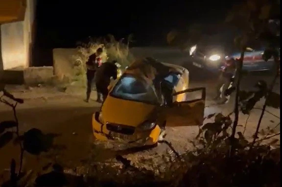 Giresun’da ticari taksi şarampole yuvarlandı: 1 ölü