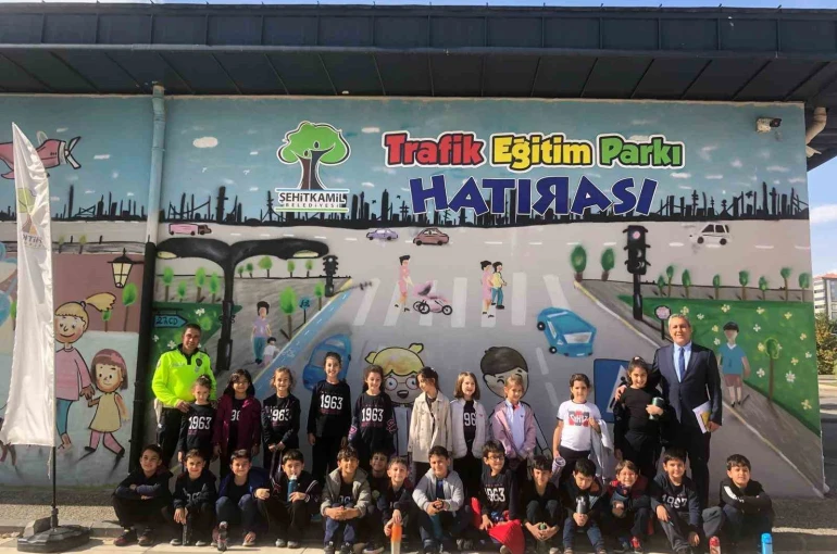 GKV’li minikler trafik kurallarını öğreniyor