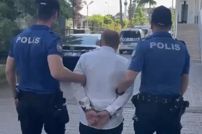 Göçmen kaçakçılığı suçundan 6 yıl hapis cezası alan hükümlü Bafra’da yakalandı 