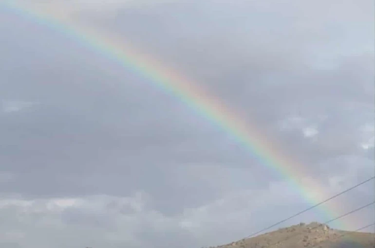 Gökkuşağı görsel güzellik oluşturdu 