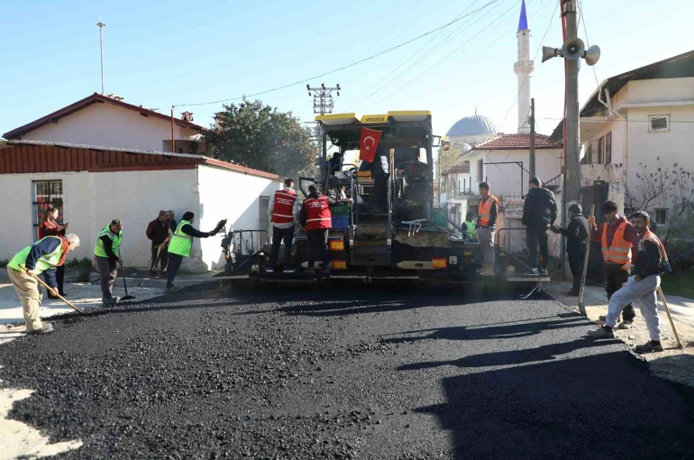 Gökova mahallesinin yolları yenileniyor 