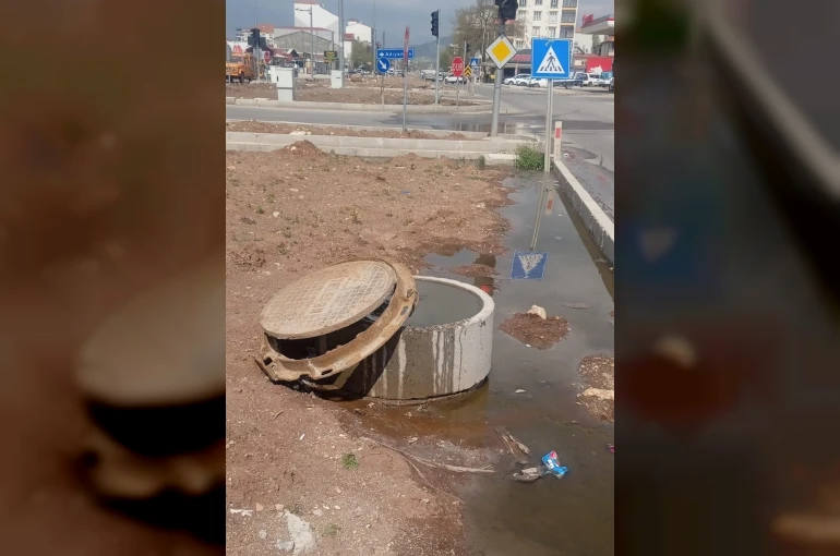 Gölbaşı’nın ortasında lağım rezaleti 