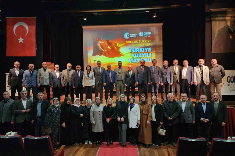 Gölcük’te "Türkiye Yüzyılı" buluşması 