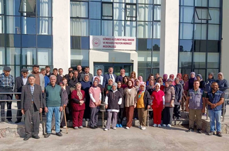 Gördes Huzurevi’nde ’Engelsiz işgücü’ buluşması 