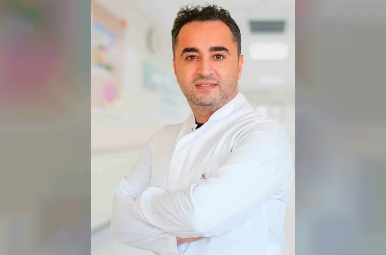 Göz çevresindeki sarkma ve torbalanmalara karşı blefaroplasti çözümü: "Hem estetik hem de görme konforu sağlıyor" 