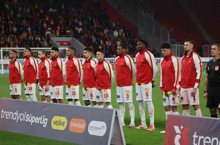 Göztepe, iki sezondur aynı zamanda düşüşe geçiyor 