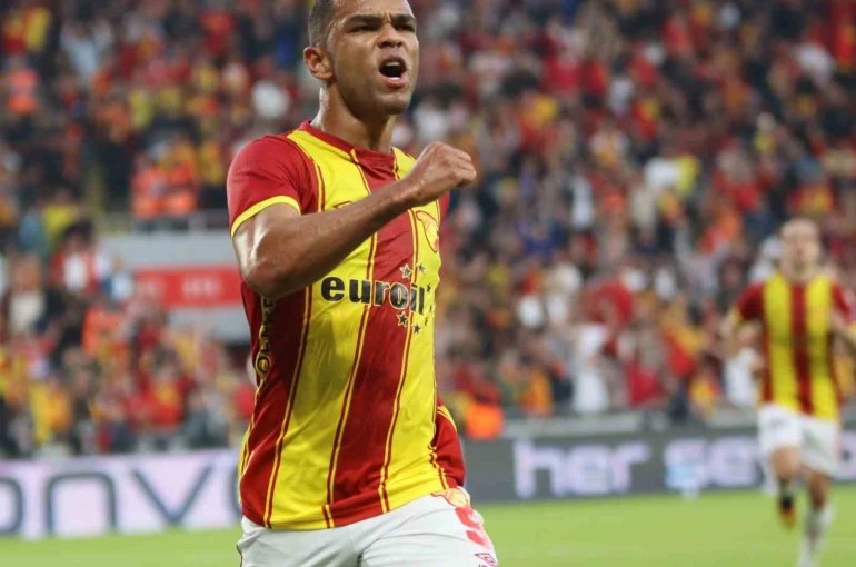 Göztepe’de Juan’ın yükselişi sürüyor 