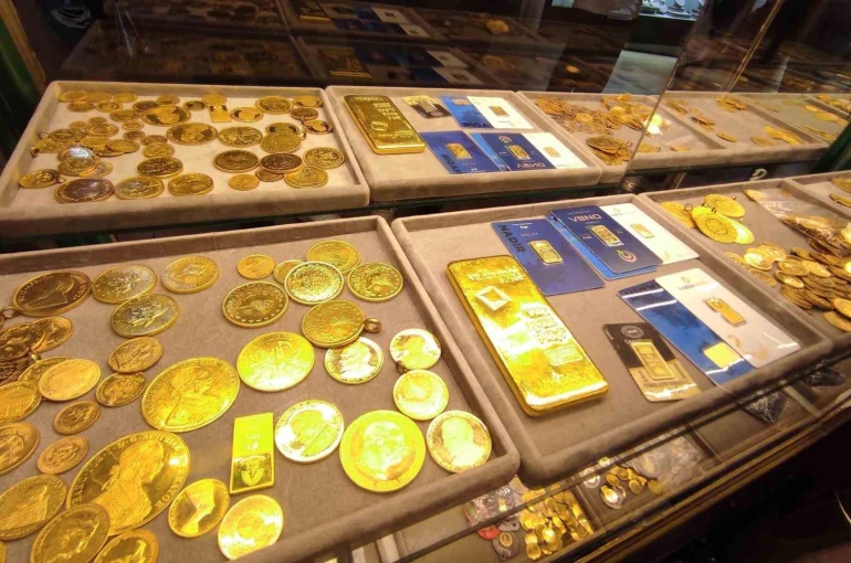 Gram altın 7 bin lirayı aştı